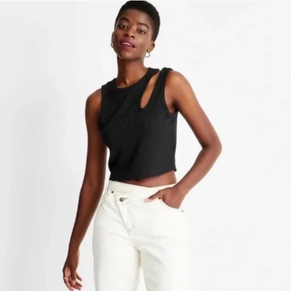 FUTURE COLLECTIVE Kahlana Barfield black ribbed cut out crop tank top